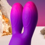 ROCKS- OFF - GLO-GIRL BUNNY VIBRADOR FLEXIBLE MORADO - Imagen 3